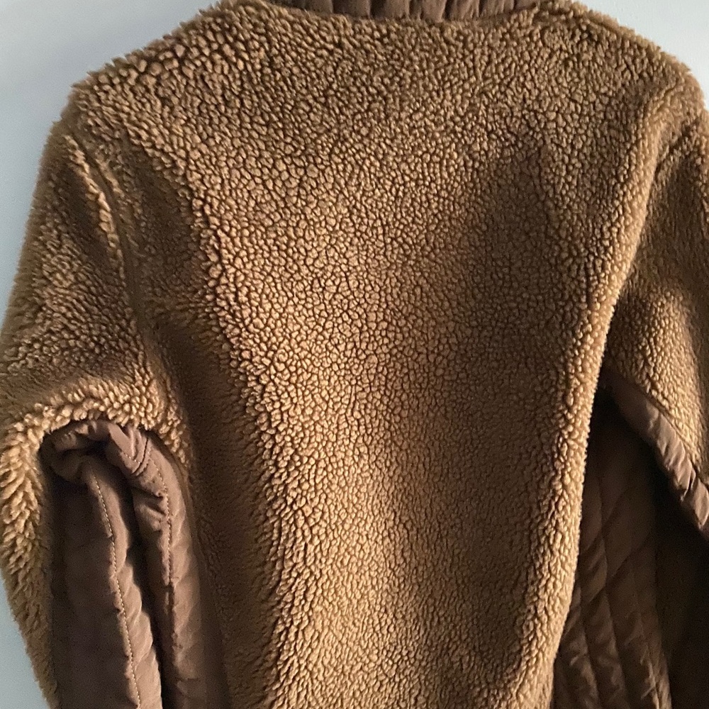 Patagonia jacket . - Picture 7 of 8